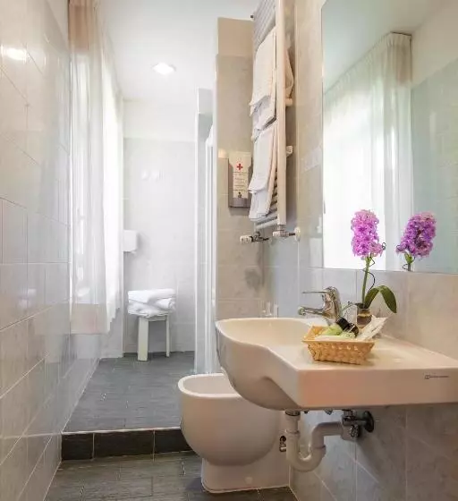 スタンダード４人部屋, Duca Del Mare   Hotel Di Nardo Group