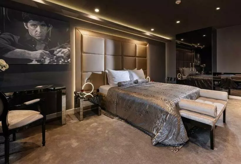Deluxe-huone King-vuode, 9
