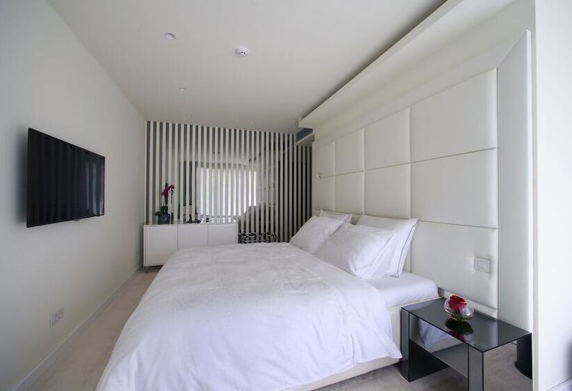 חדר סטנדרט, 9