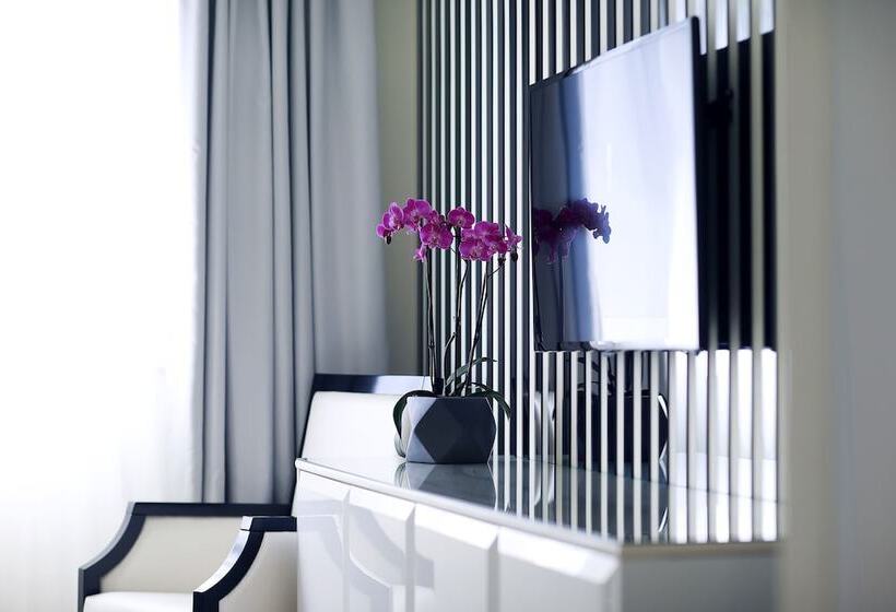 חדר דחוקס עם מיטת קינג, 9