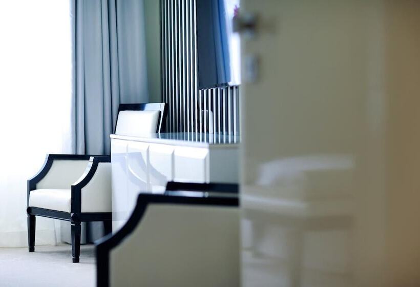 חדר דחוקס עם מיטת קינג, 9