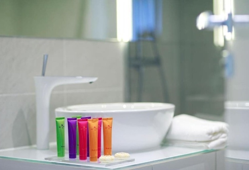 חדר סטנדרט, 9