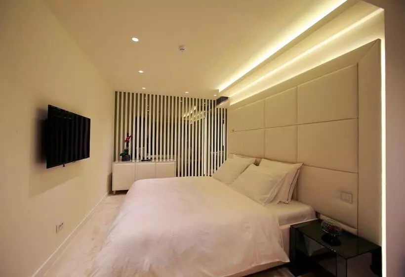 Standard-huone, 9