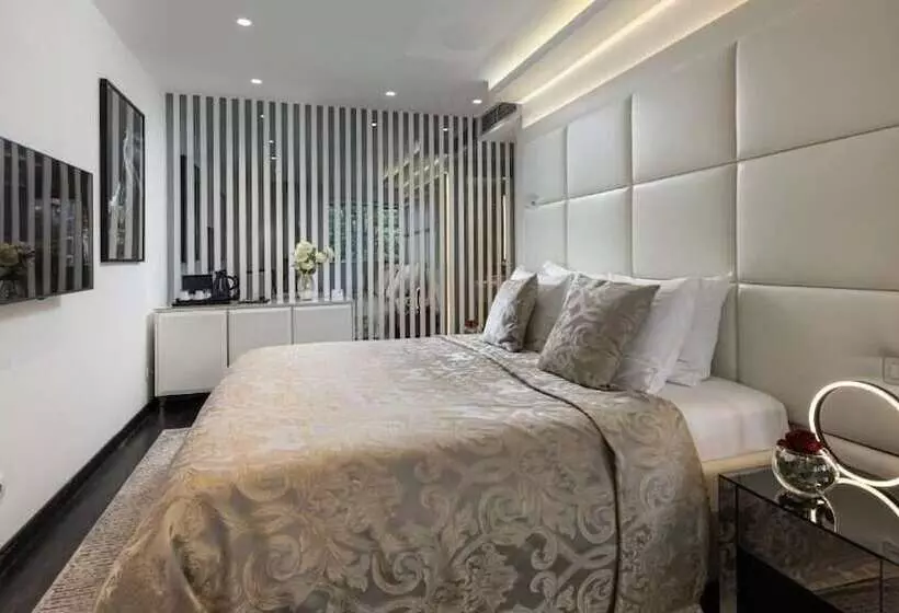 Standard-huone, 9