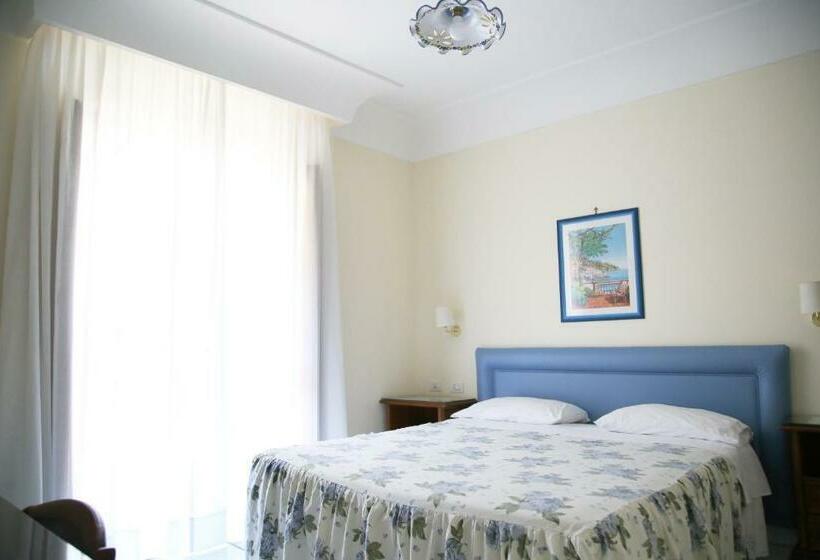 חדר סטנדרט, A Casa Dei Nonni