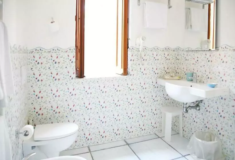 スタンダードルーム, A Casa Dei Nonni