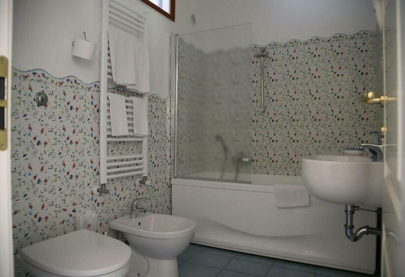 חדר סופריור, A Casa Dei Nonni