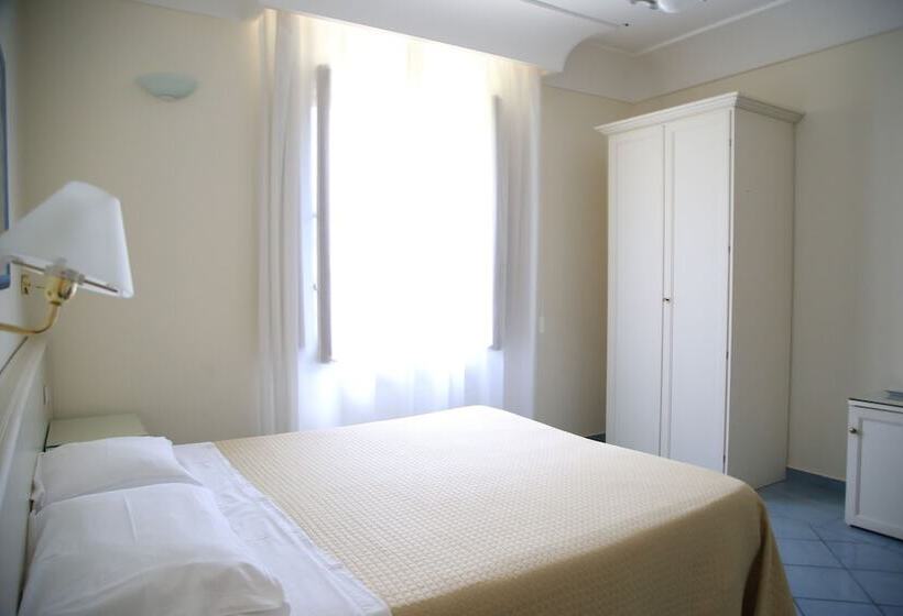 标准间, A Casa Dei Nonni