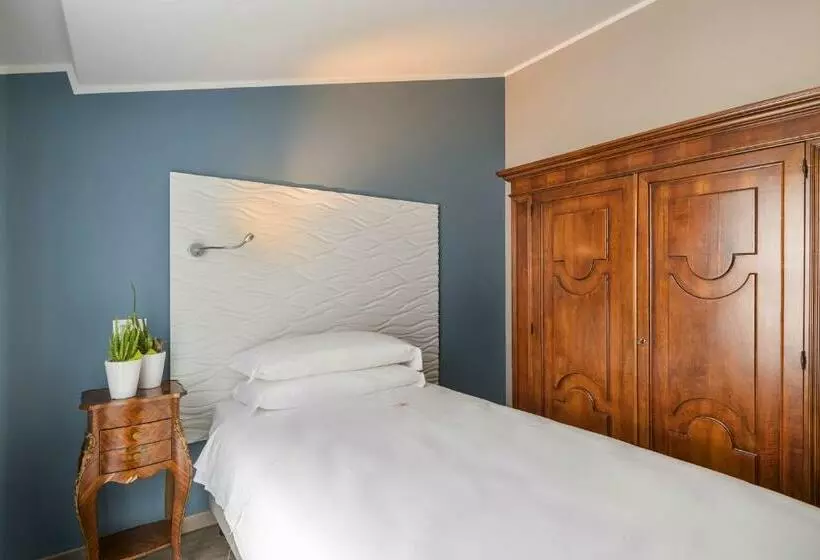 اتاق استاندارد یک نفره, Albergo La Pace