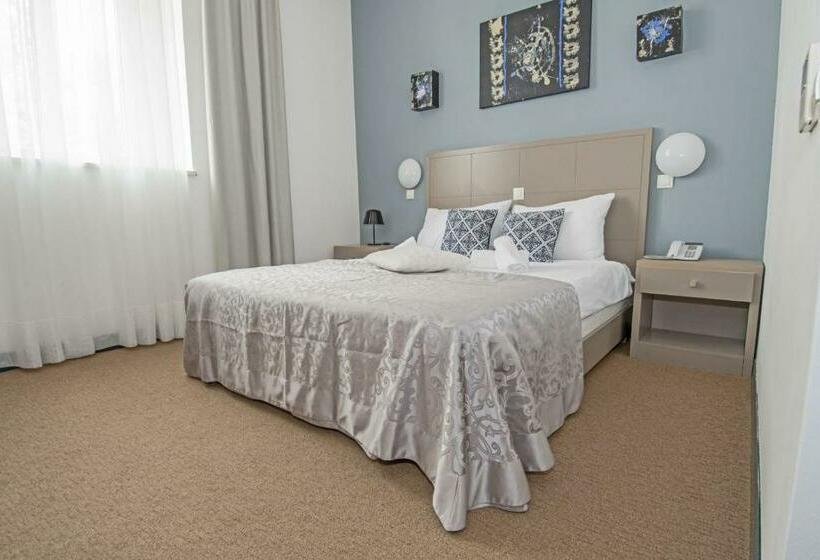 수피리어 룸, Amfiteatar