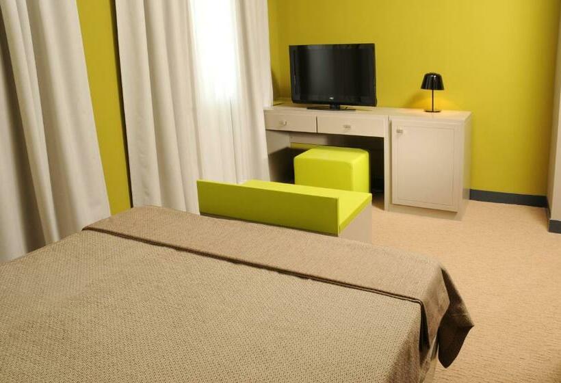 수피리어 룸, Amfiteatar