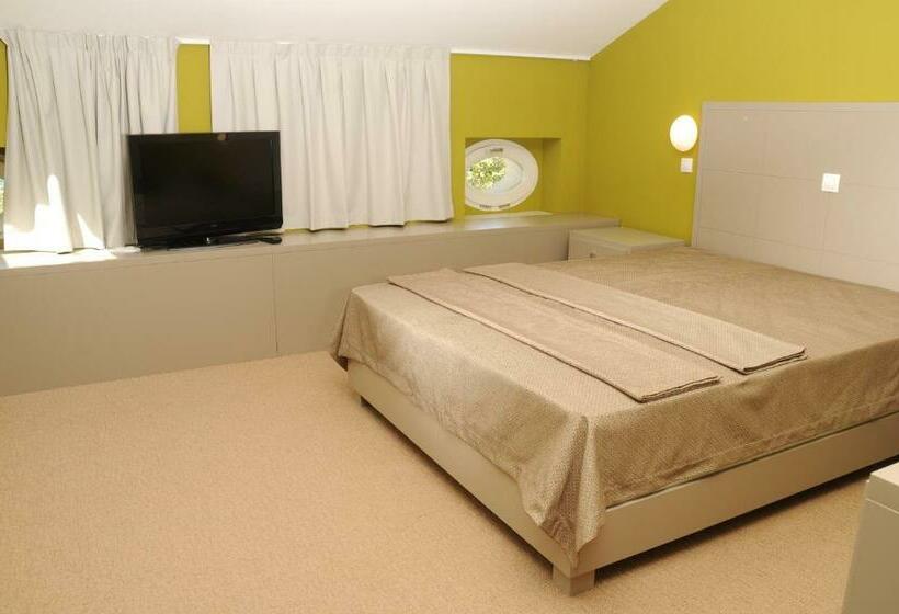 수피리어 룸, Amfiteatar