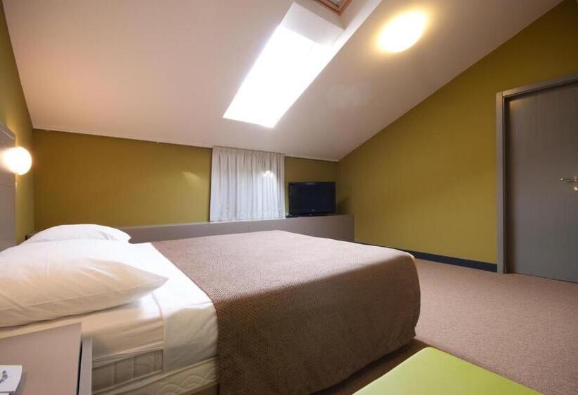 스탠다드 룸, Amfiteatar