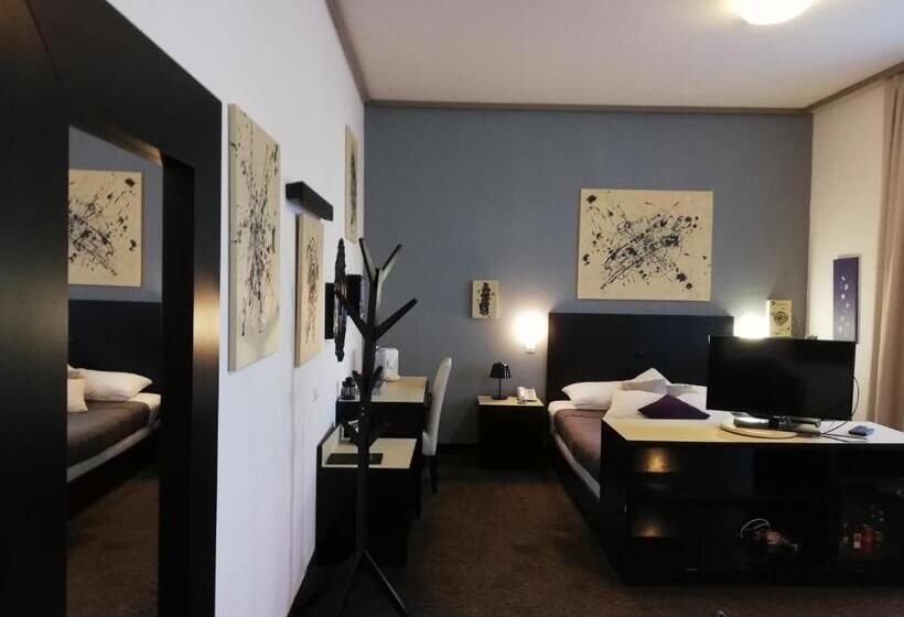 스탠다드 룸, Amfiteatar