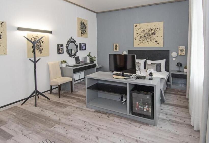 스탠다드 룸, Amfiteatar