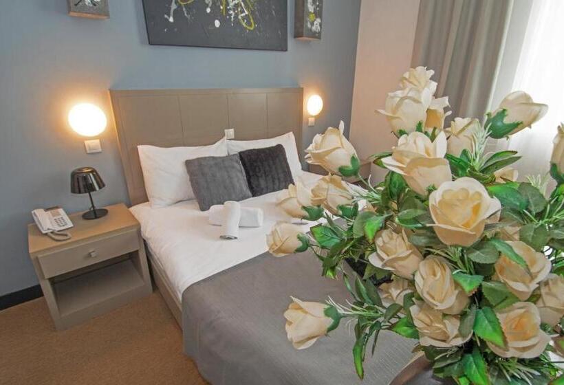 스탠다드 룸, Amfiteatar