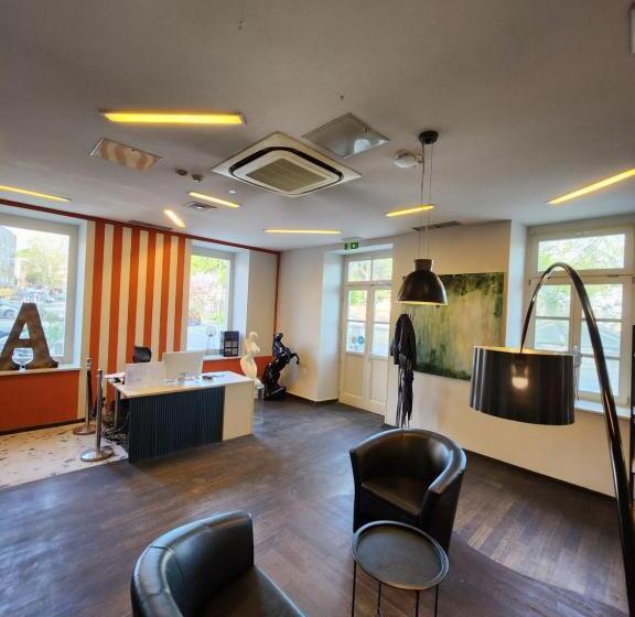 수피리어 룸, Amfiteatar