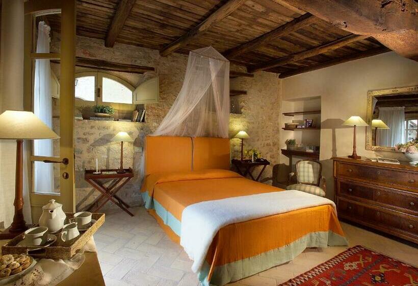 클래식 룸, Borgo Della Marmotta
