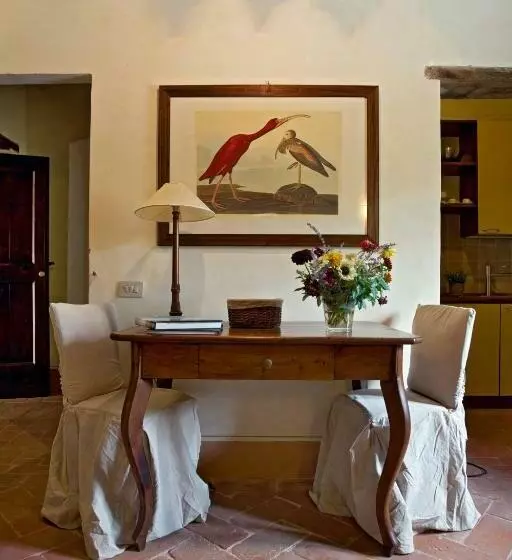 スイート, Borgo Della Marmotta