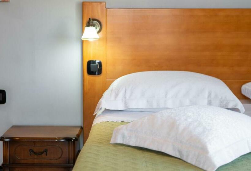 Habitació Estàndard, Captain S Guest House