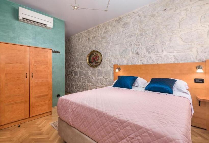 Habitació Estàndard, Captain S Guest House