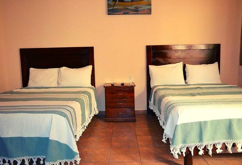 اتاق استاندارد با 2 تخت دوبل, Don Nino