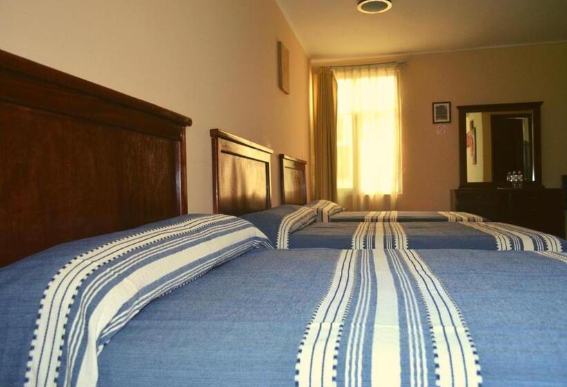 اتاق کلاسیک سه تخته, Don Nino