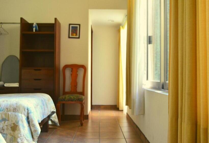 اتاق استاندارد, Don Nino