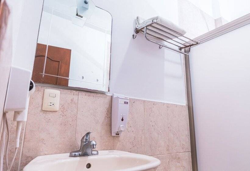 اتاق استاندارد, Don Nino