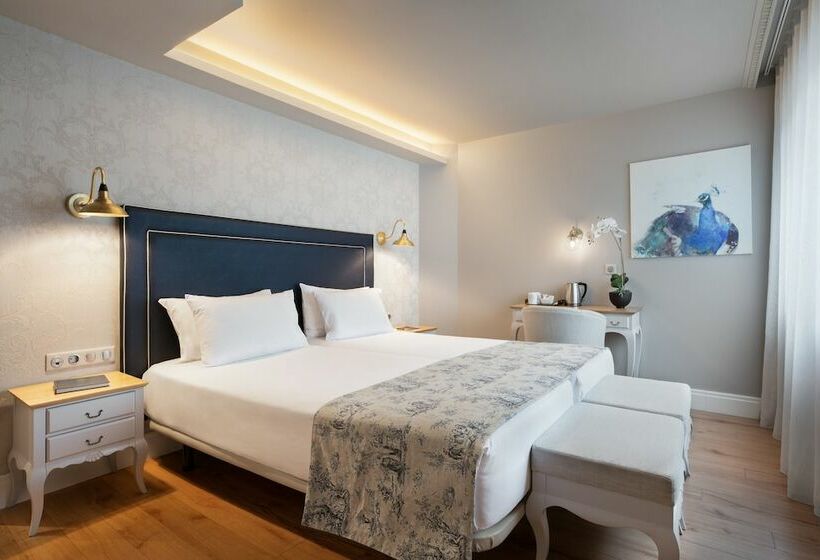 اتاق استاندارد با چشم‌انداز رودخانه, Eurostars Porto Douro