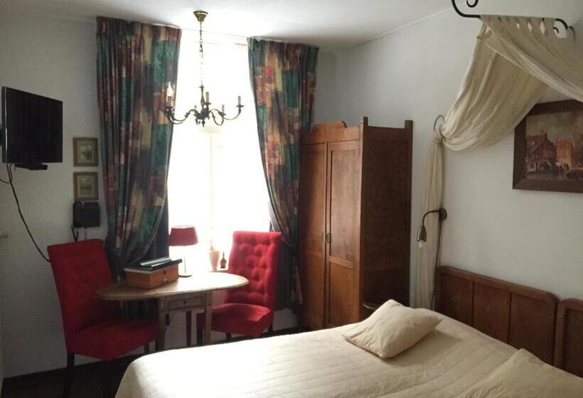 标准间, Hanzestadslogement De Leeuw, In Het Centrum, Met Een Binnenplaats, Kamers Met Badkamer En Toilet En