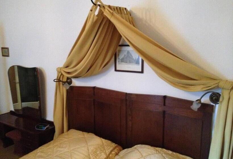 套房, Hanzestadslogement De Leeuw, In Het Centrum, Met Een Binnenplaats, Kamers Met Badkamer En Toilet En