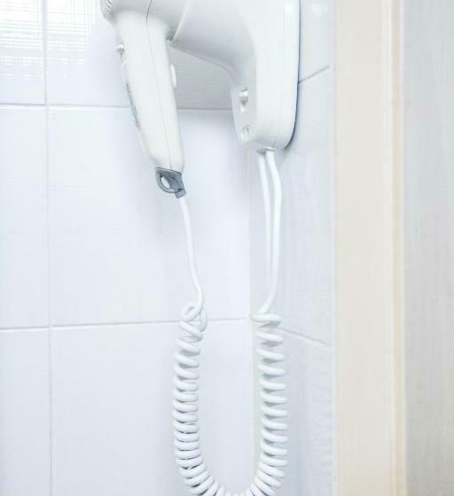 اتاق استاندارد با بالکن, Kinda