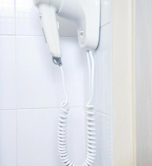 اتاق اکونومی, Kinda