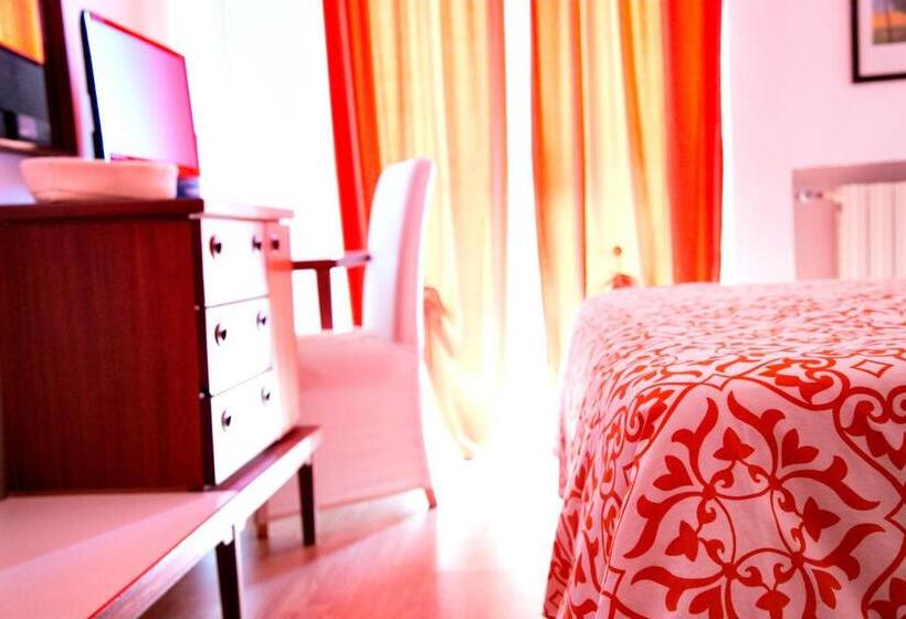 اتاق اکونومی, Kinda