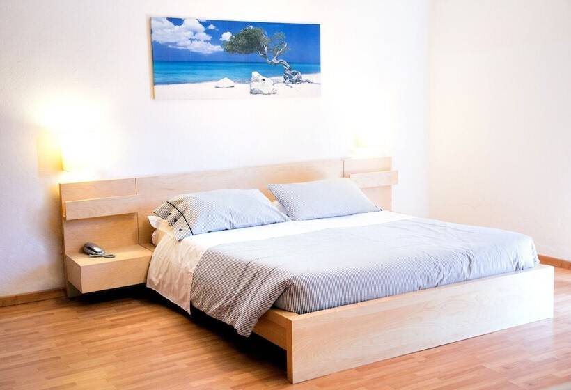 اتاق استاندارد چهارنفره با بالکن, Kinda