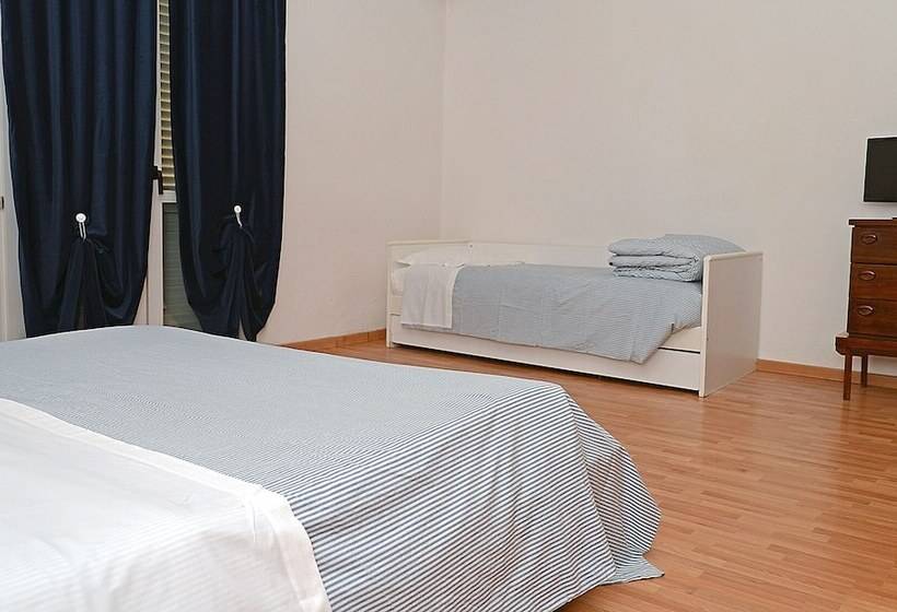 اتاق استاندارد چهارنفره با بالکن, Kinda