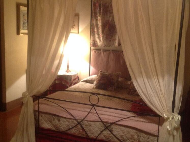 Полулюкс, La Canonica Di San Michele