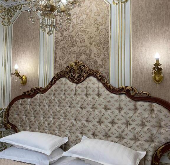 اتاق خانوادگی, Lion