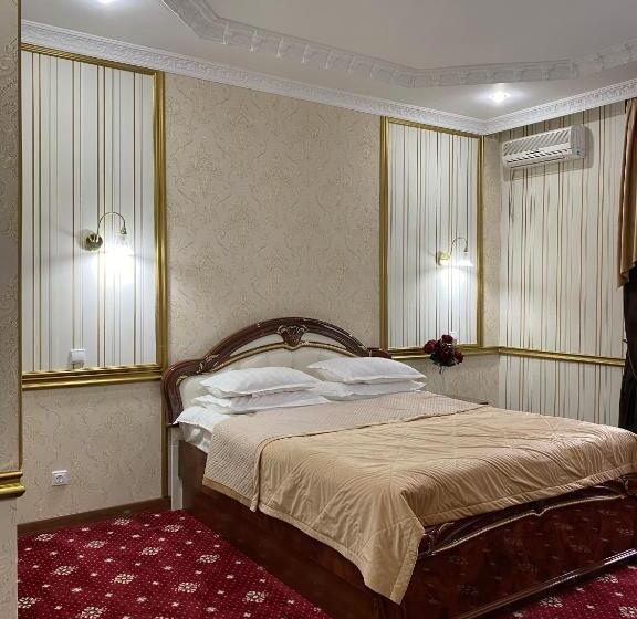 سوییت جونیور, Lion