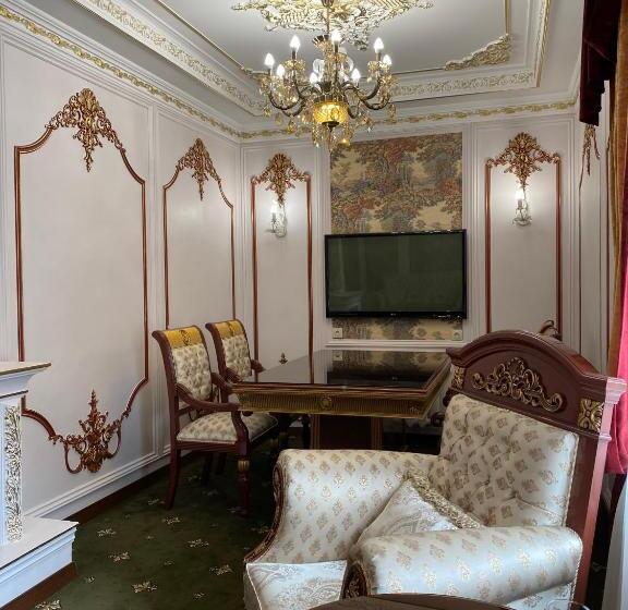 آپارتمان 1 خوابه, Lion