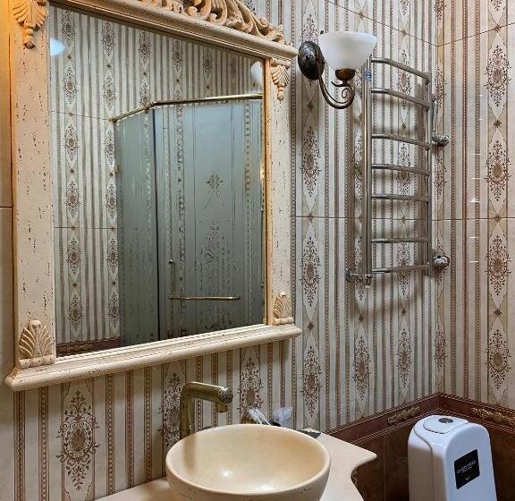 آپارتمان 1 خوابه, Lion