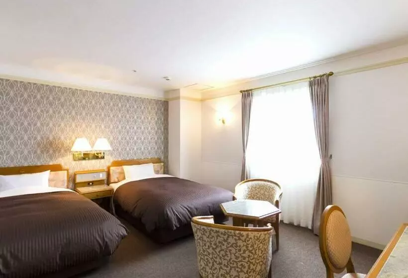 Standard-huone, Merieges