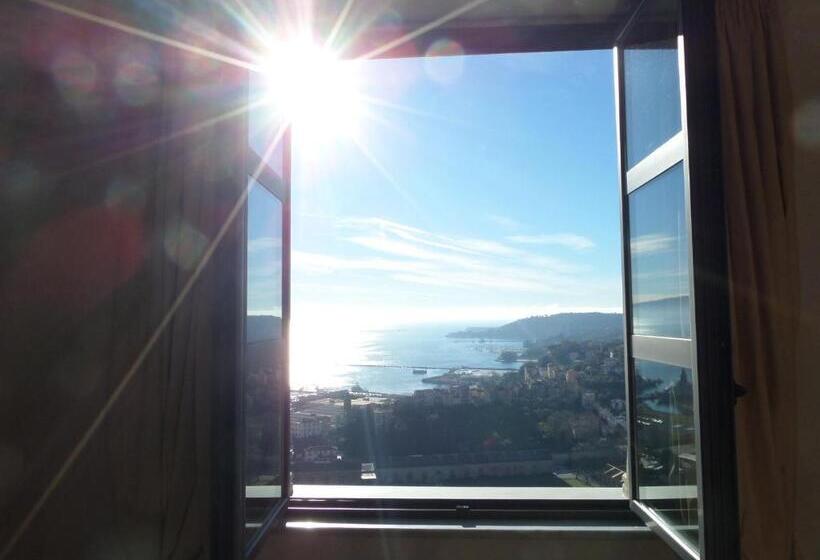 آپارتمان 1 خوابه با چشمانداز دریا, Miramare Apartments&suites