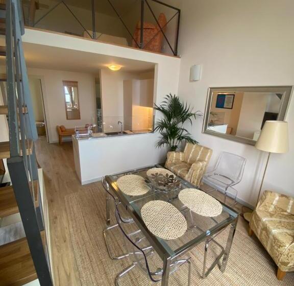 آپارتمان 1 خوابه همکف, Miramare Apartments&suites