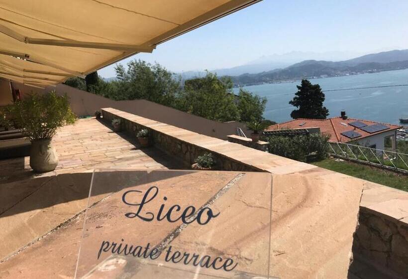 سوییت با چشمانداز دریا, Miramare Apartments&suites