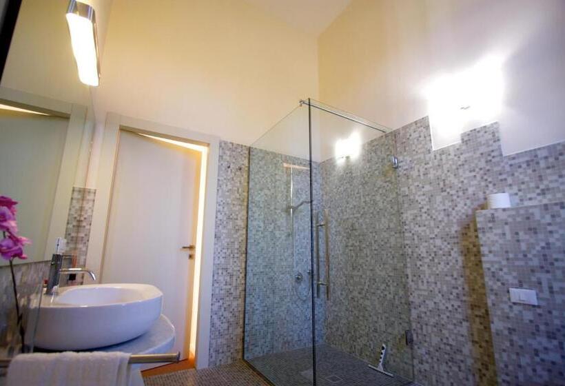 آپارتمان 1 خوابه همکف, Miramare Apartments&suites