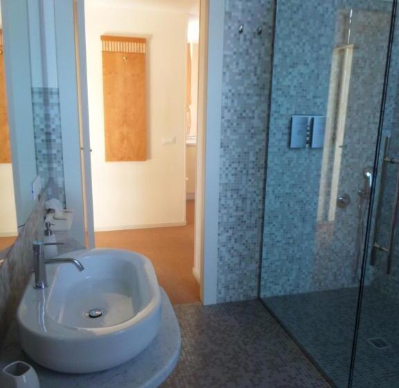 آپارتمان 1 خوابه همکف, Miramare Apartments&suites