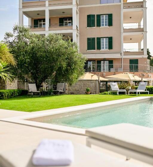 带1个卧室的带海景的公寓, Villa Hresc M