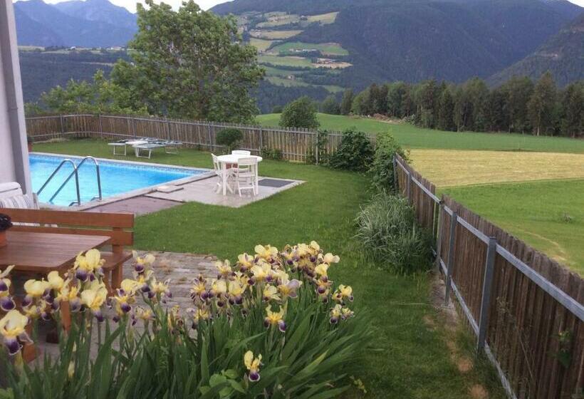 דירה בת חדר שינה 1 עם מרפסת, Panorama Residence Schlossblick